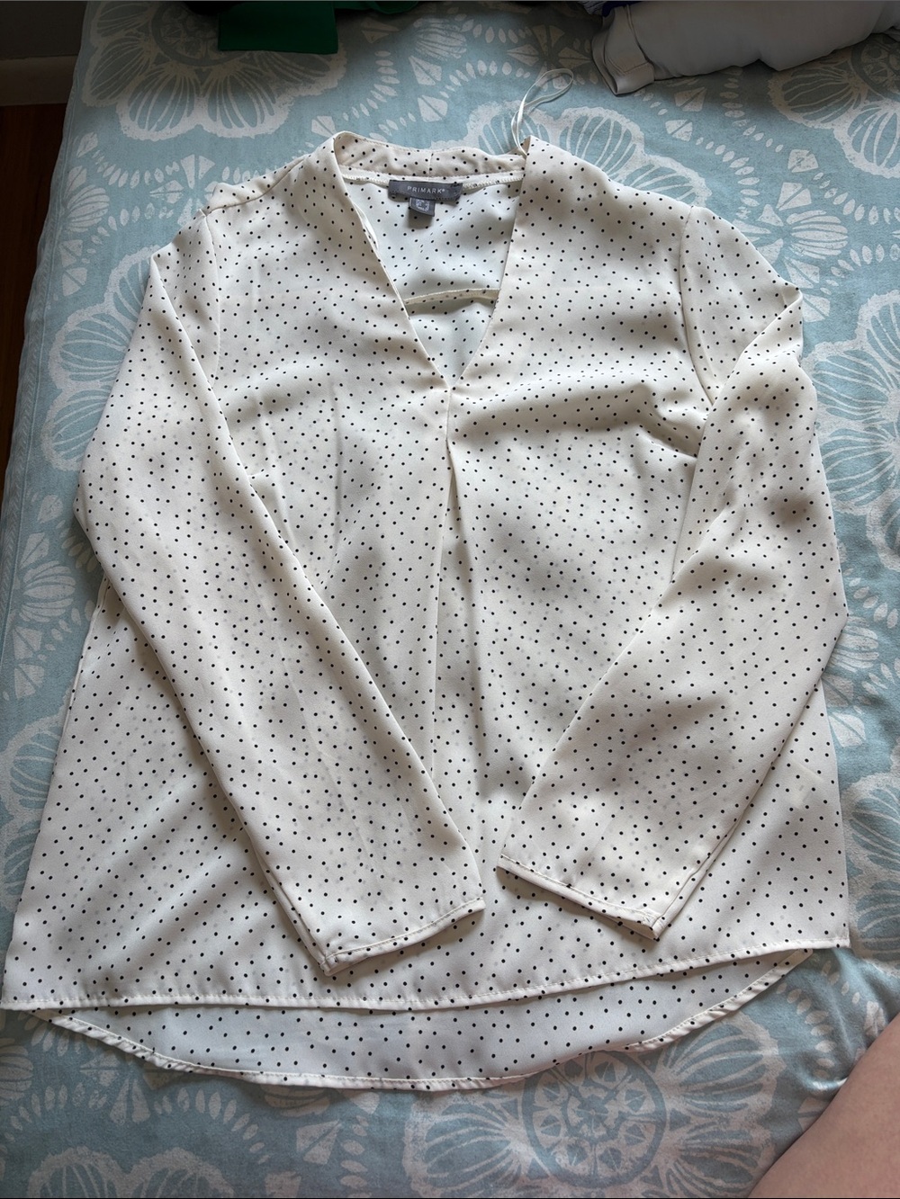 Primark Cream Long-Sleeve V-Neck Polka Dot Blouse
